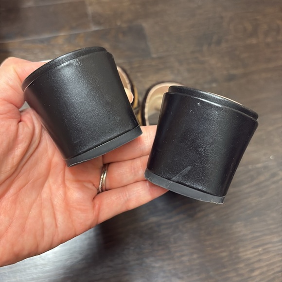 FENDI sandals - Picture 16 of 16